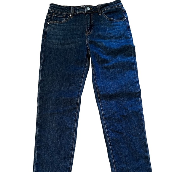 Risen Fringe Hem 9/29 Crop Medium Wash Jean Metal and rhinestone fringe at hem. - Picture 3 of 6